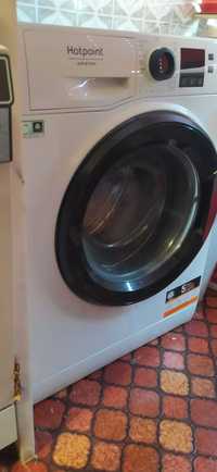 Maquina de lavar a roupa 5kg, modelo HotPoint (Ariston)