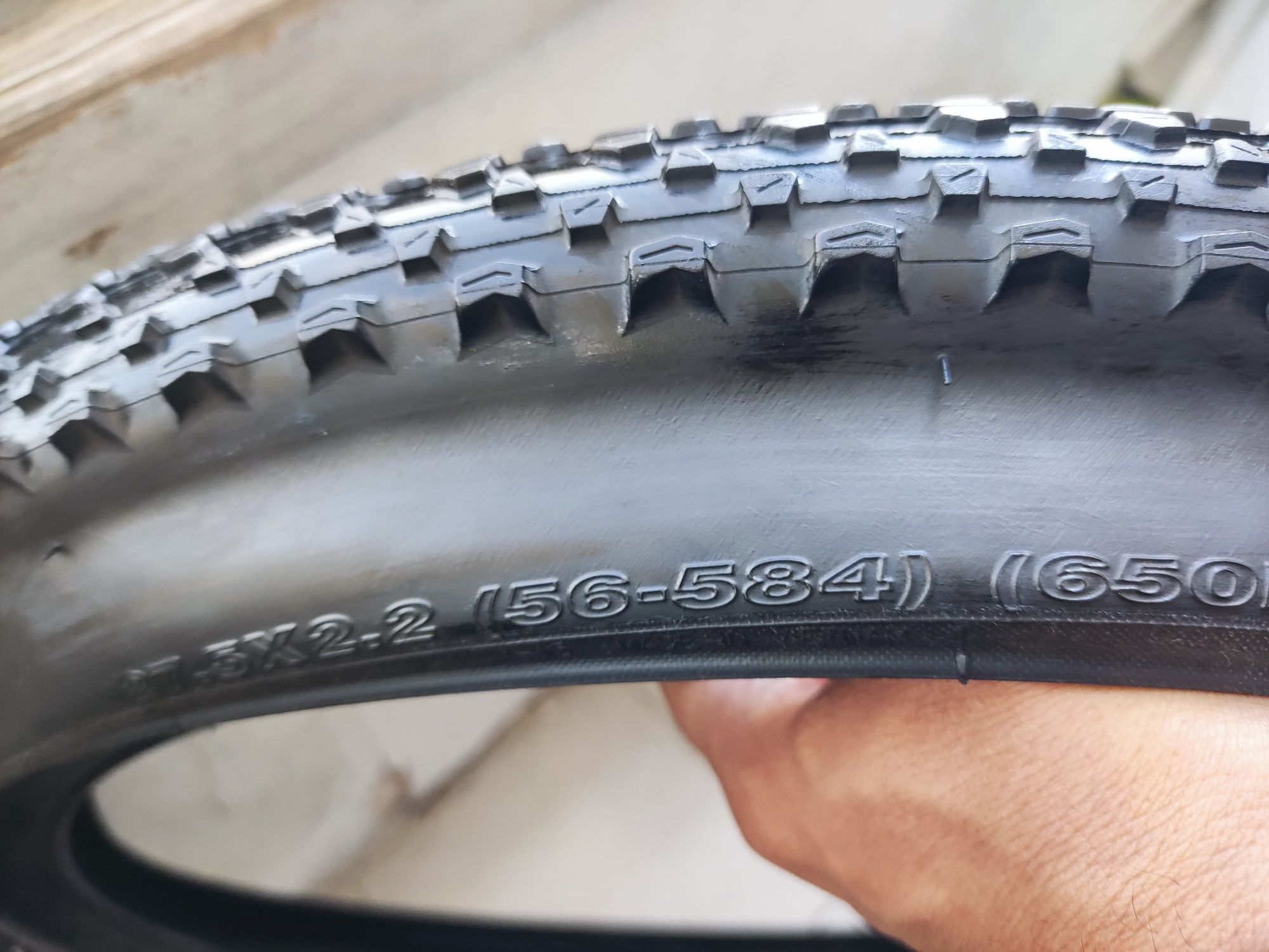 Pneu macio Maxxis Ikon Dual Compound 27,5 2.20