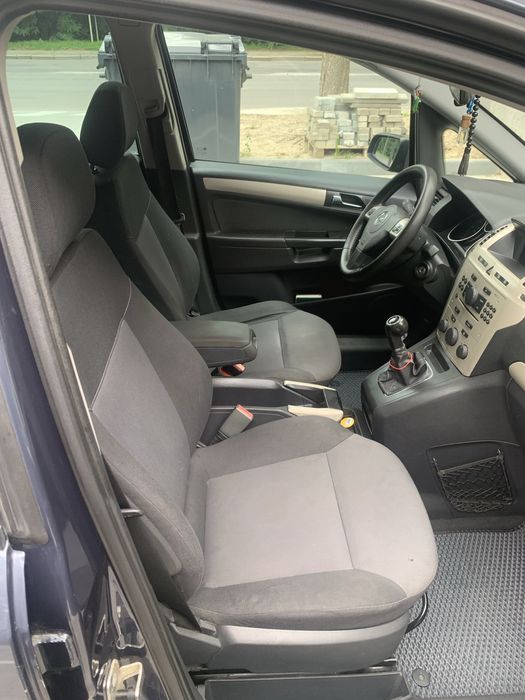 Opel Zafira B 2008 р