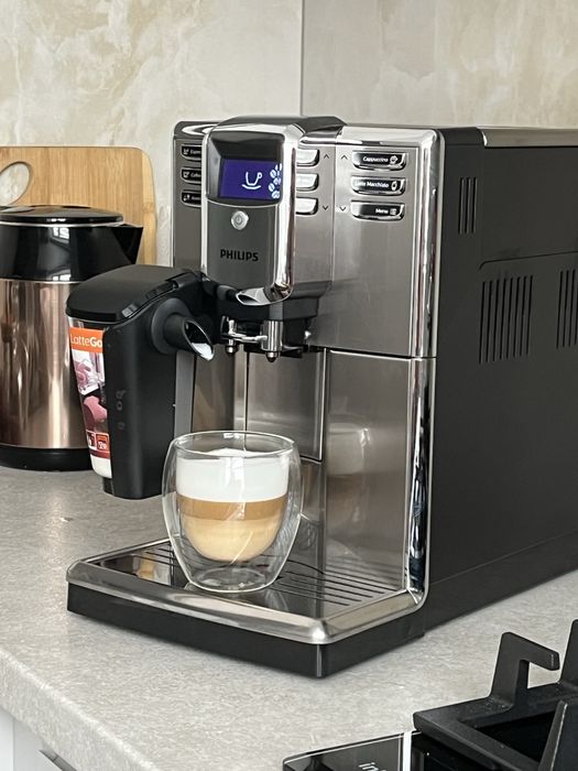 Кавомашина filips late go
