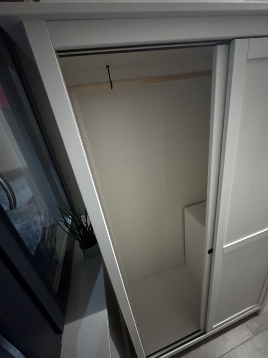 HEMNES szafa dwudrzwiowa drewniana biała bejca