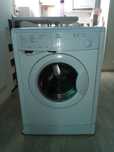 Стиральная машина узкая Indesit WIUN 100