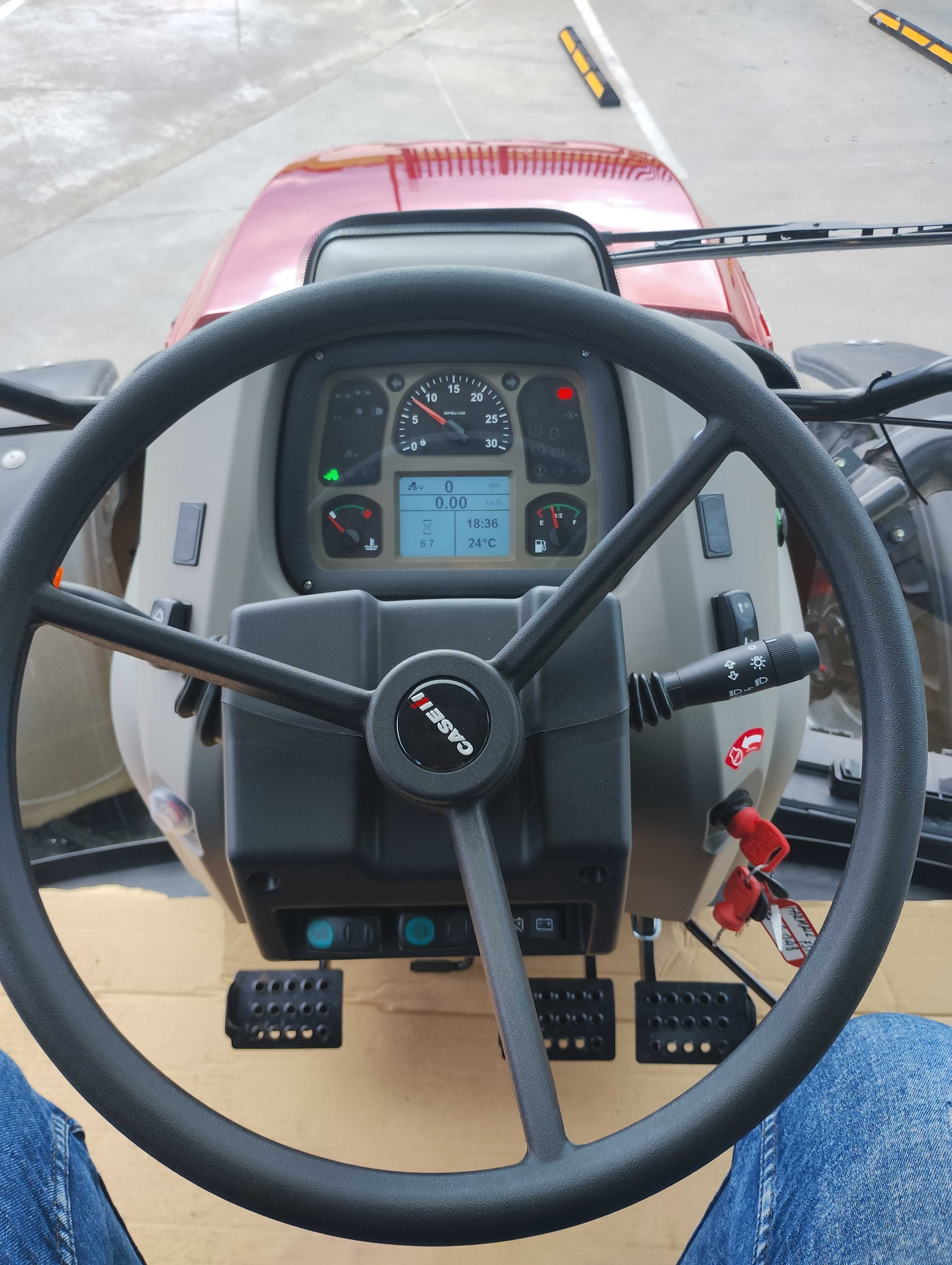 Ciągnik rolniczy CASE IH Farmall 75 A z ładowaczem czołowym SONAROL