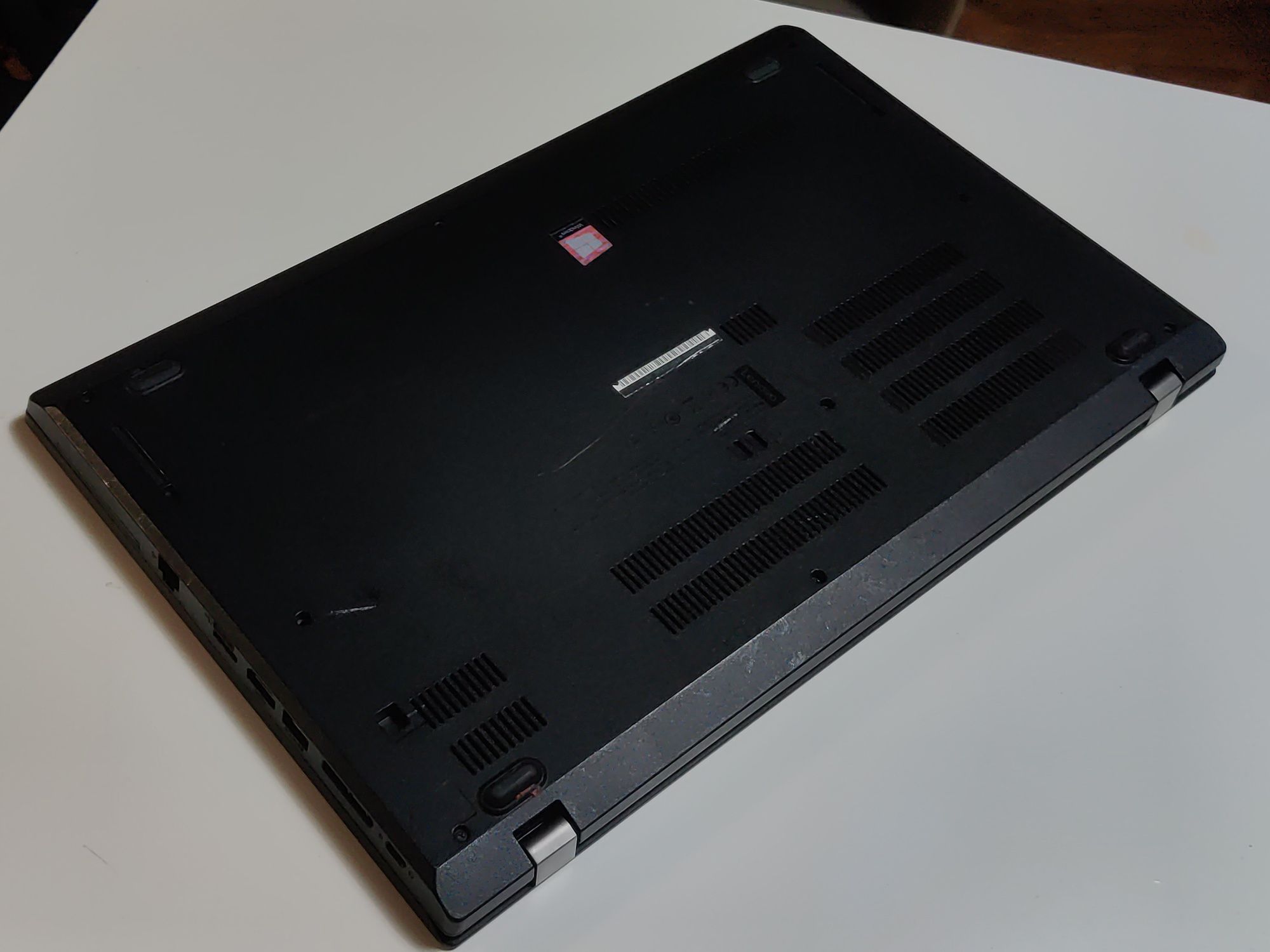 Lenovo ThinkPad L590 | i5-8265U | 16GB DDR4 | 256GB SSD | 15" | Win 11