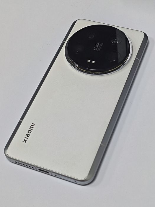 Xiaomi 14 ultra 16/512gb CN