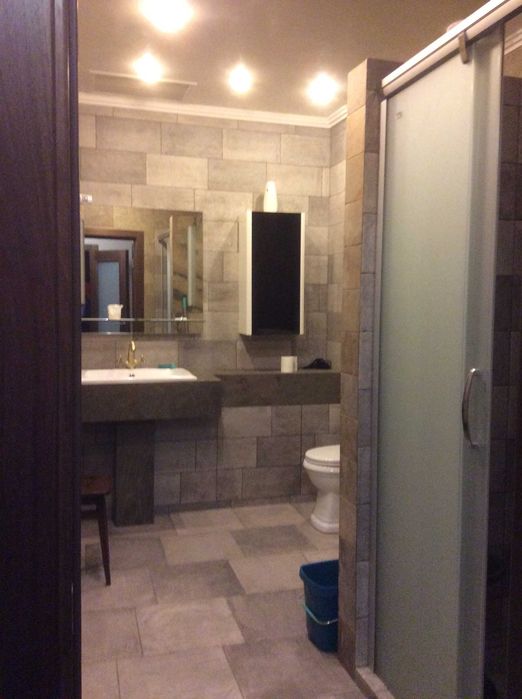 Продам 2 єт. дом 350 кв.м. в г.Вішгороде,микрорайон Дедовица