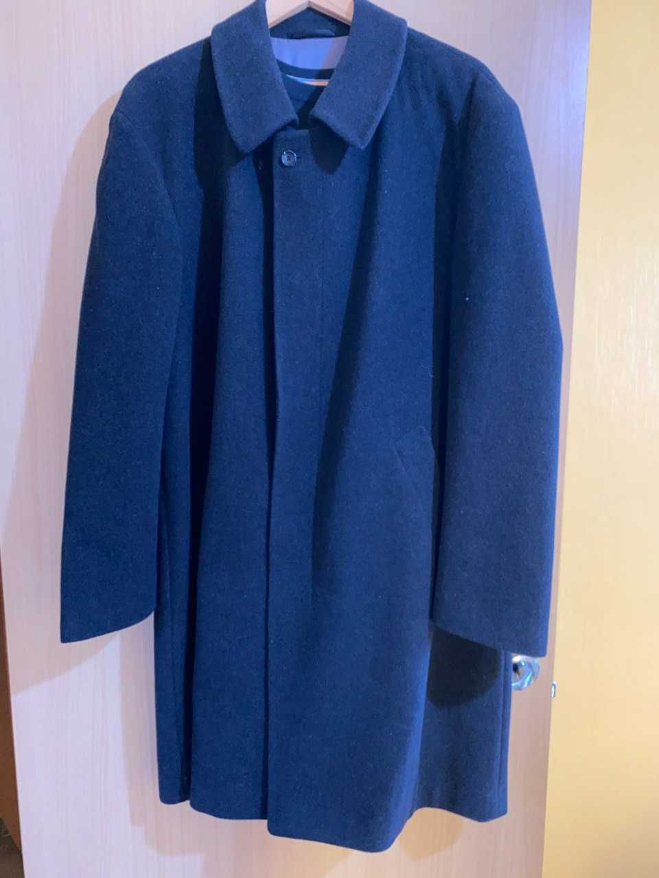 Пальто шерсть новое XL