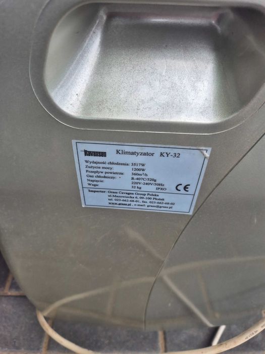 Klimatyzator w bdb stanie grzanie