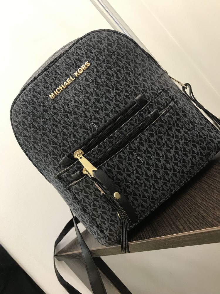 Рюкзак Michael Kors