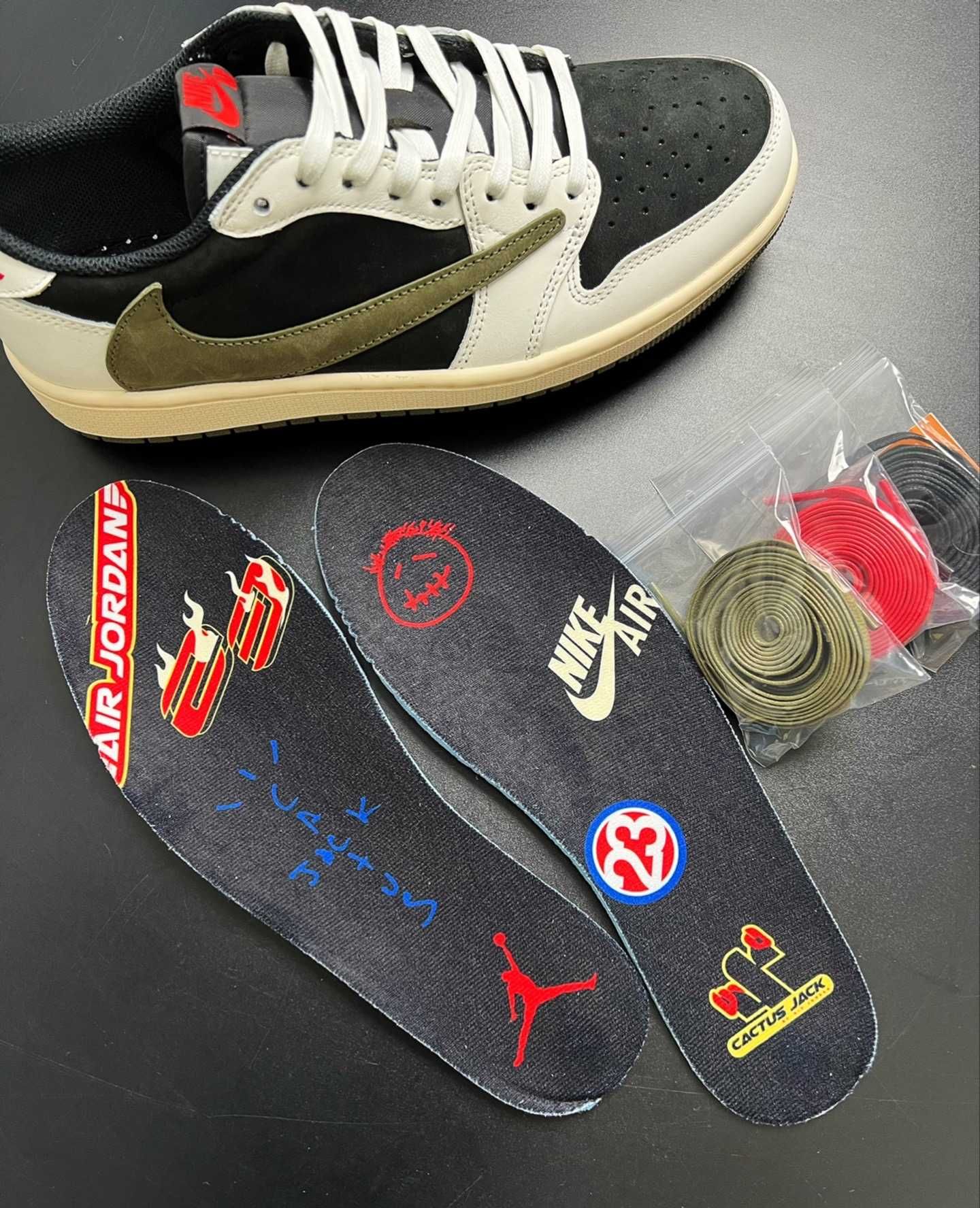 Buty Nike Retro Low OG SP r46 / jordan 1 / Olive / Travis Scott