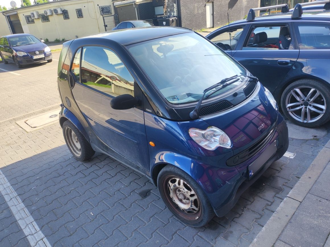 Smart 700 cm 02r nie odpala. Zarejestrowany.wazne opłaty. Wysyłka