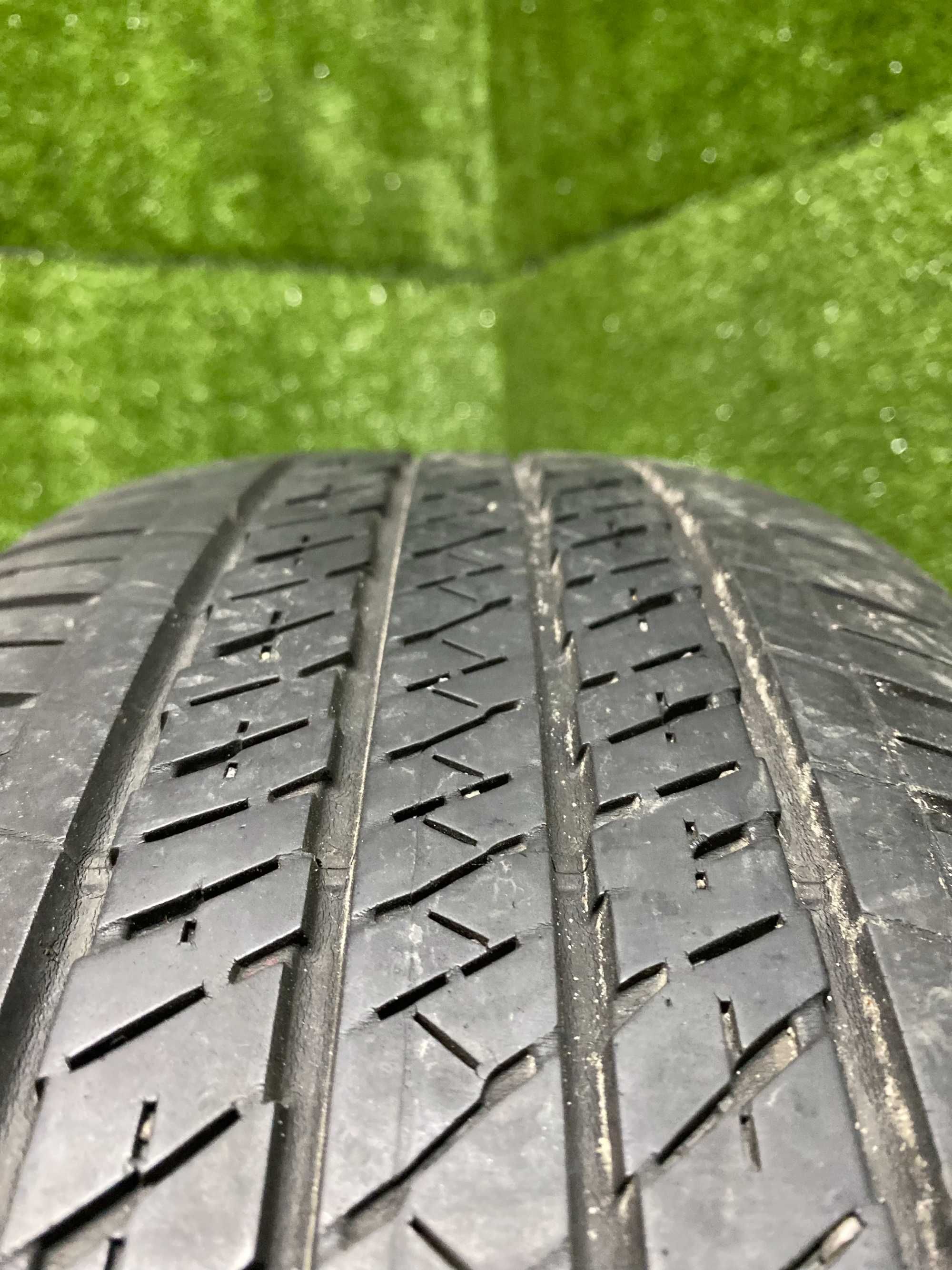 Шини 235/55 R18 Bridgestone