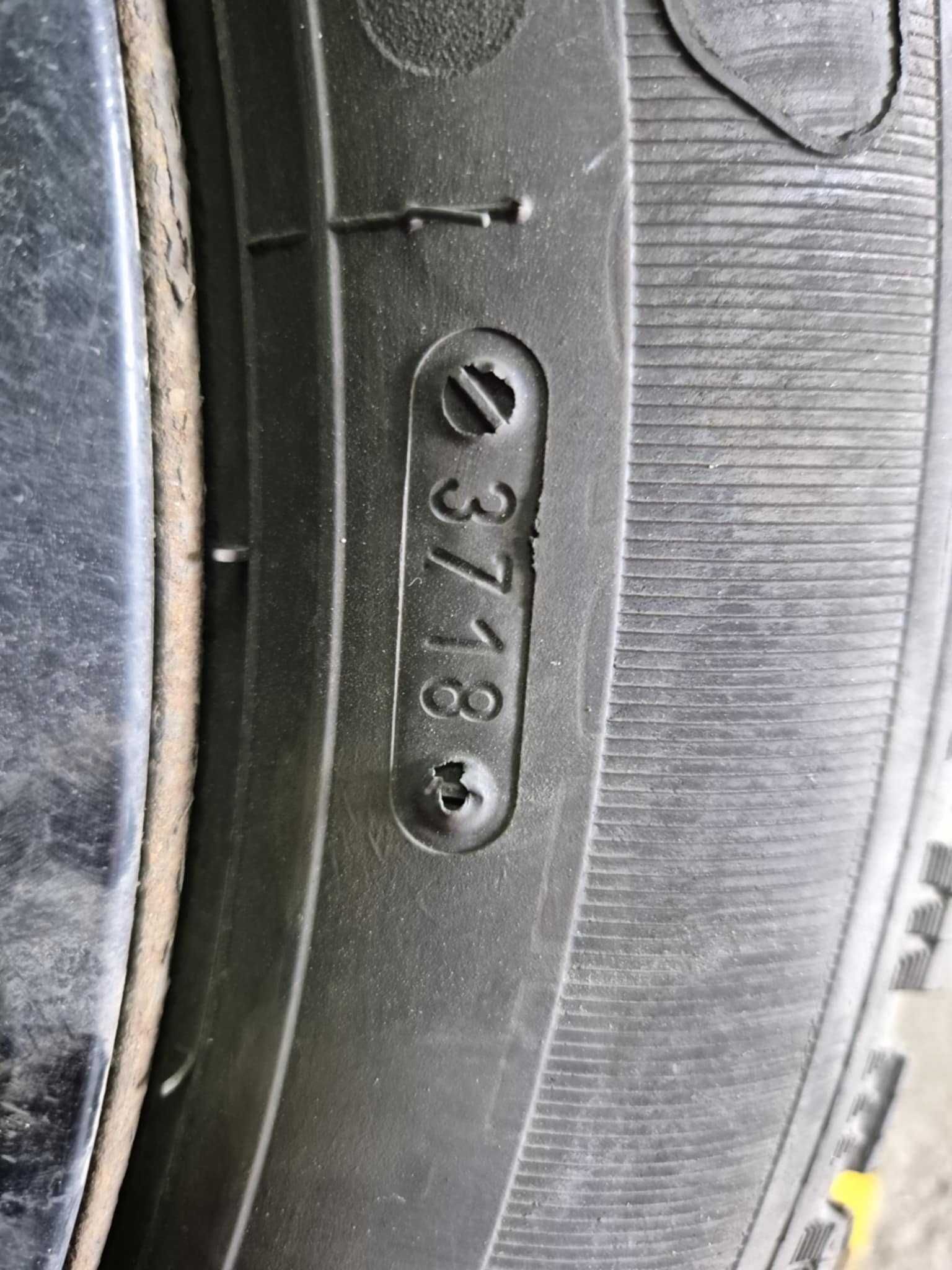 Felgi z oponami zimowymi z Opla Insignia 5x120 17