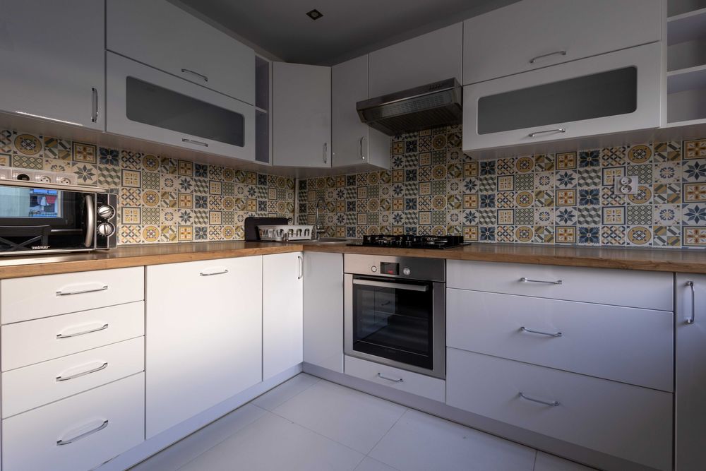 3 pokoje z balkonem , umeblowane ,Tołstoja 18