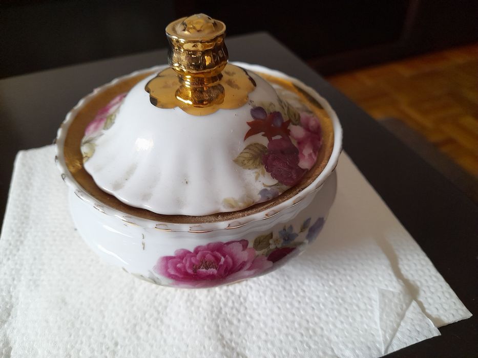 Caixa/pote porcelana