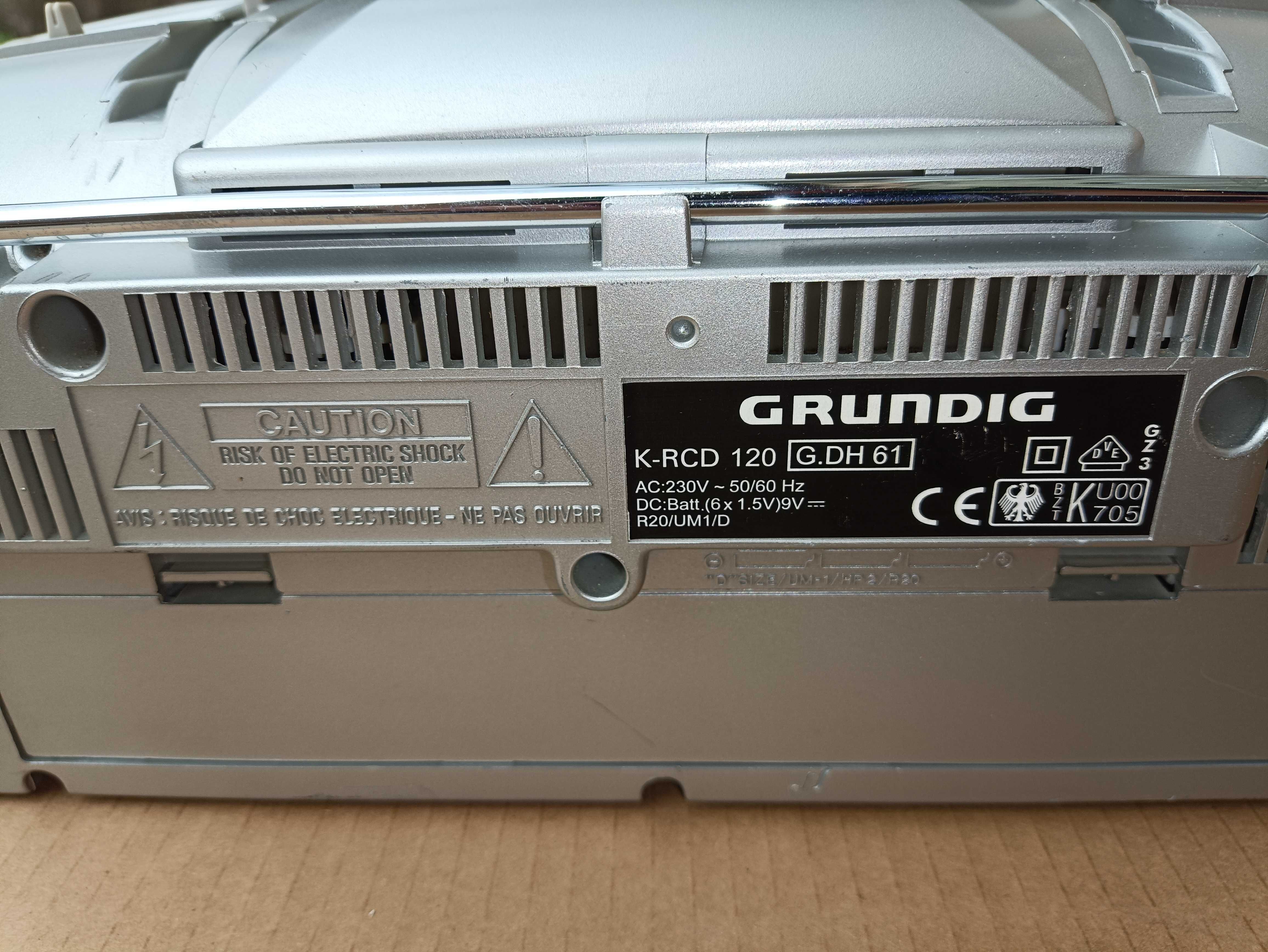 stary radiomagnetofon radioodtwarzacz GRUNDIG K-RCD 120