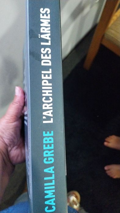 L'Archipel des Larmes. Portes incluídos.