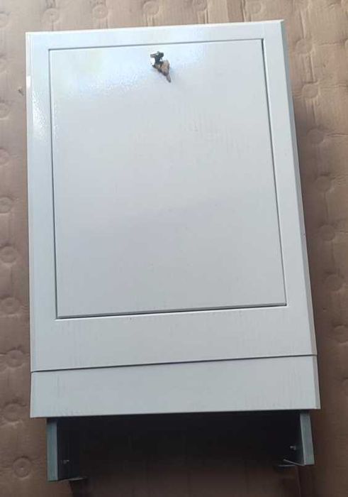 Шафа для колектора внутрішня нова