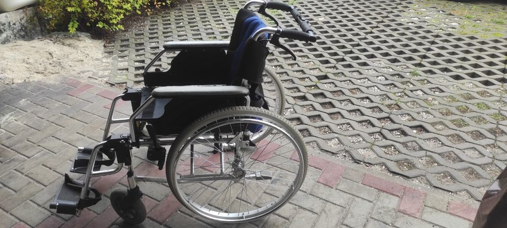 Wózek dla niepełnosprawnego