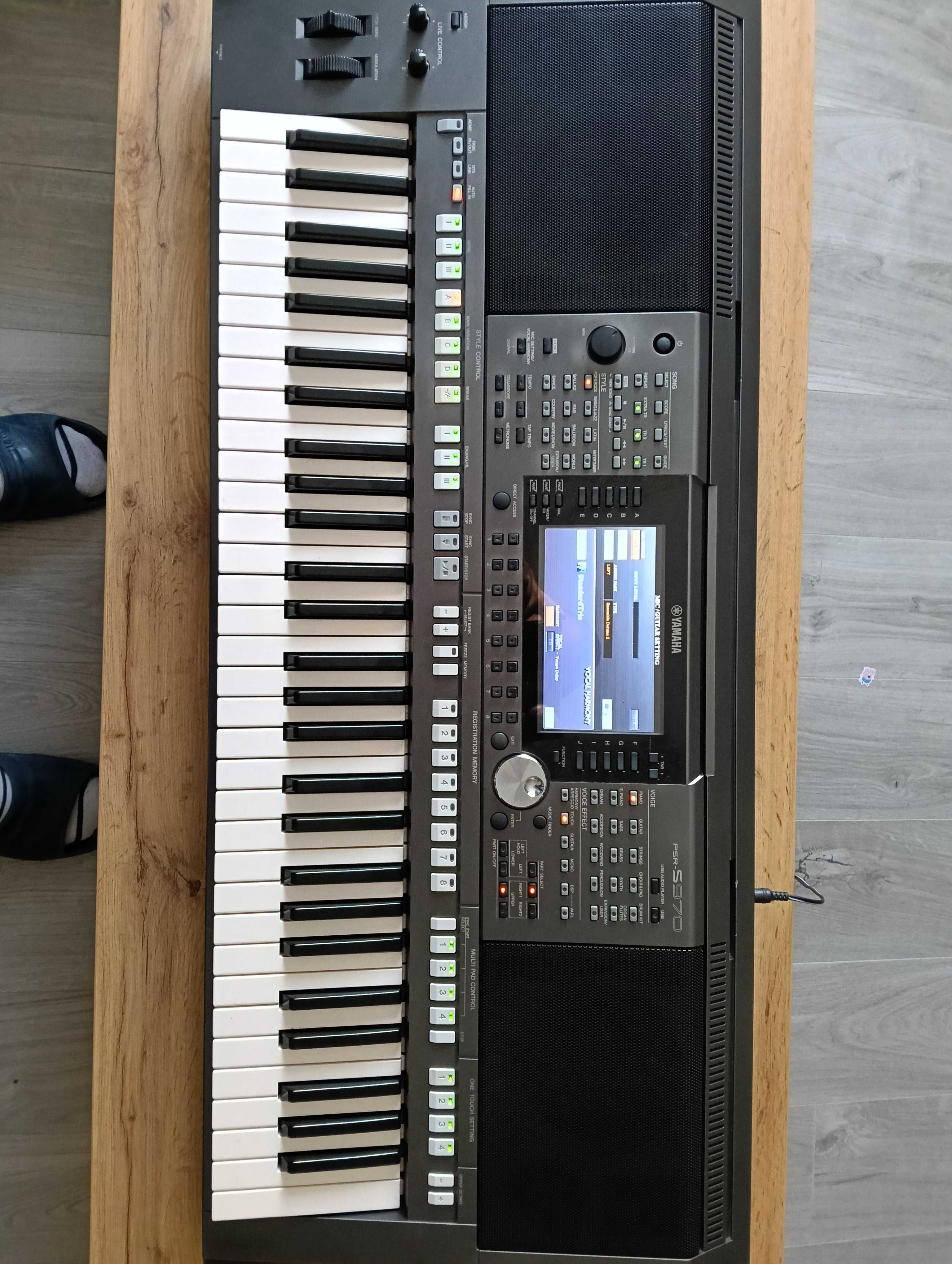 Yamaha psr s970 keyboard