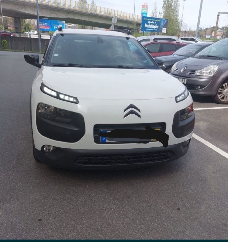 Vendo meu citroen em bom estado carro de senhora