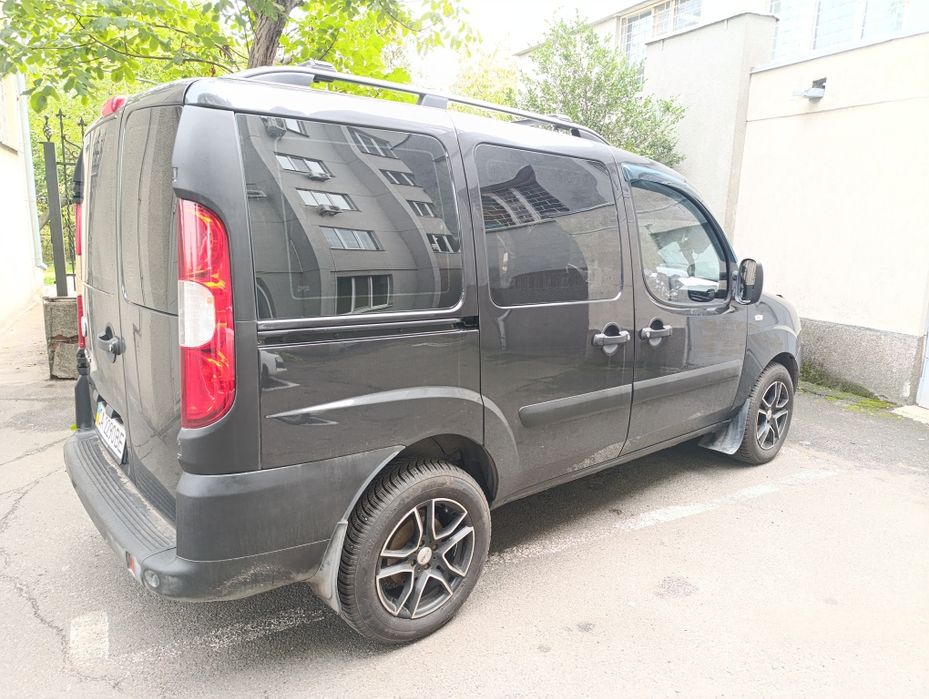 Fiat doblo 223 9-го года випуска 1.3 multijet