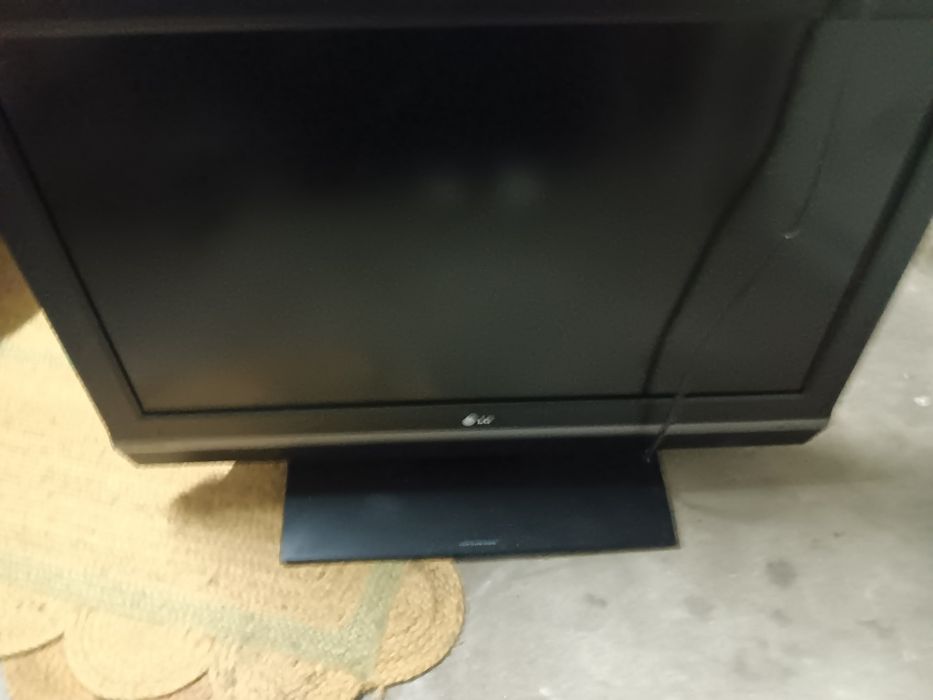 Televisão LG em funcionamento