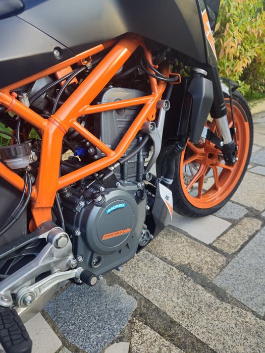 Ktm duke 390
Ano : 2016
Km:13200

Alterações: encontra - se com escape