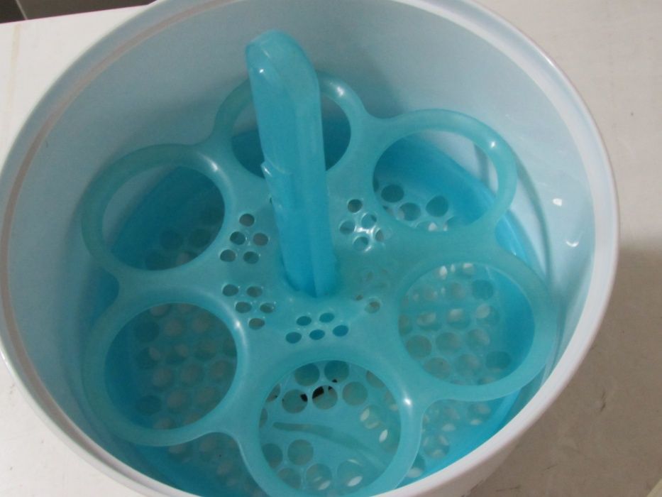 Esterelizador biberons e chuchas Avent