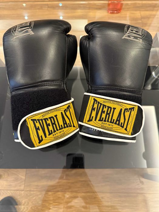 Rękawice bokserskie Everlast OZ 12 czarne- OKAZJA