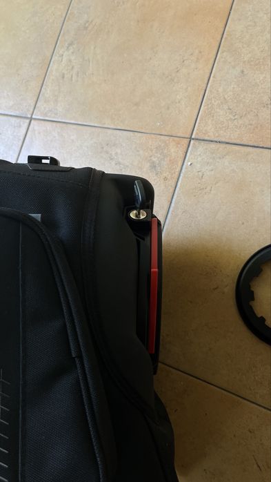 Saco Sobredepósito Givi TanklockED UT810 – 25L Extensível