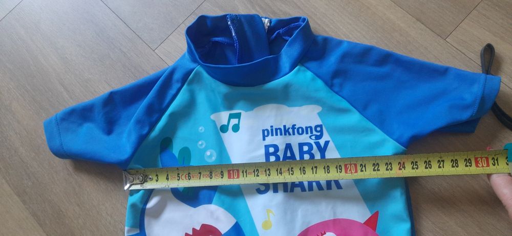 Baby shark kostium kombinezon kąpielowy 92, 18-24 miesiące