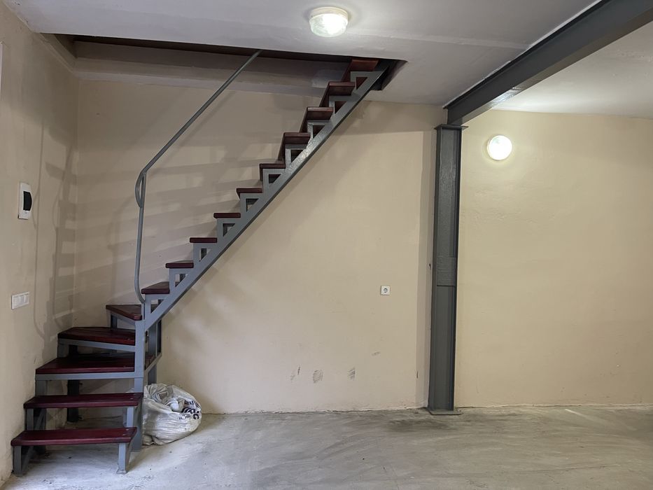 Здам в оренду гараж (2 поверхи, Позняки)