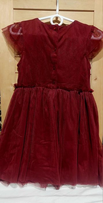 Сукні для дівчинки на 3-5 років