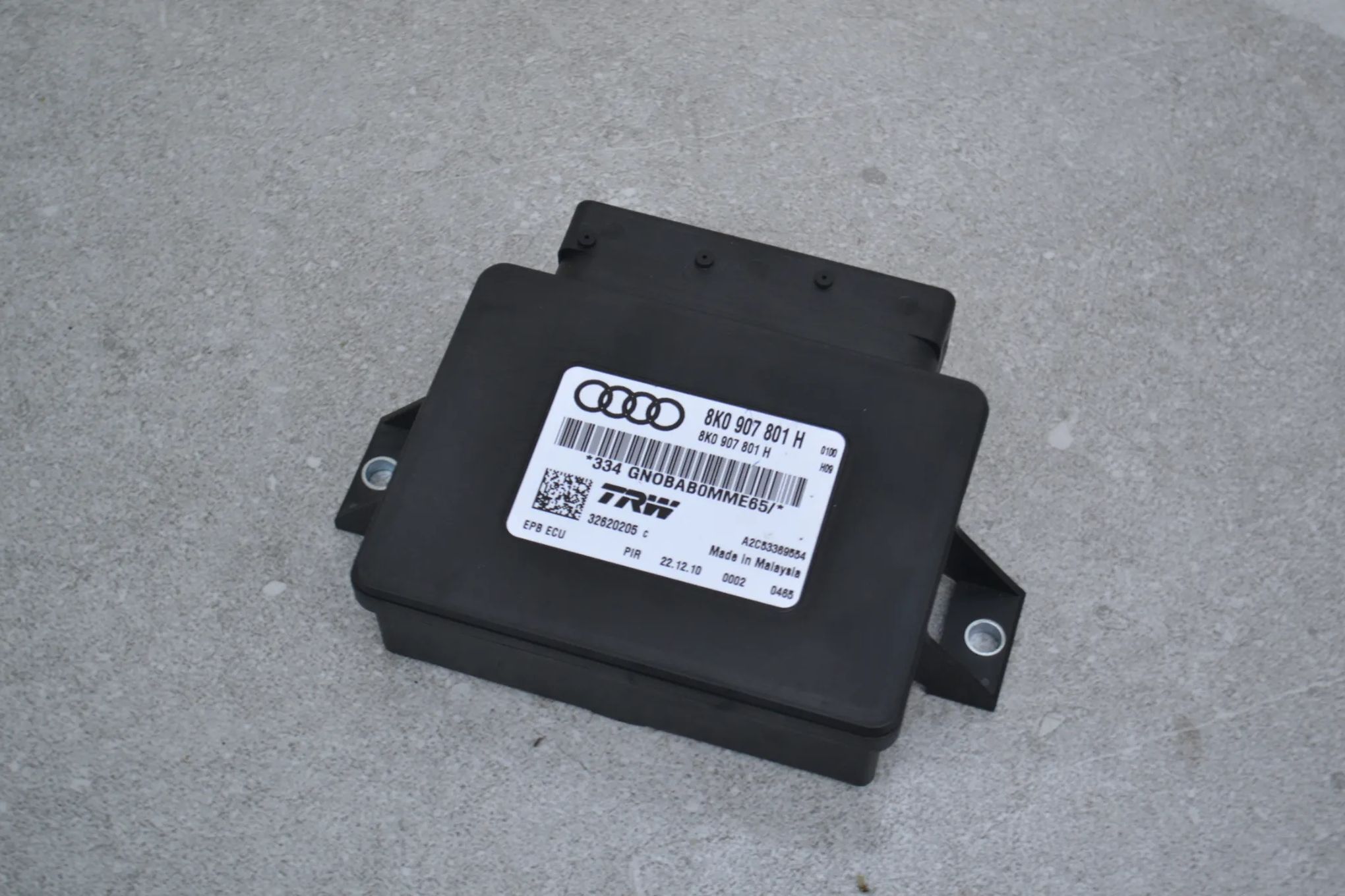 AUDI A4 B8 A5 MODUŁ HAMULCA RĘCZNEGO 8K0907801H