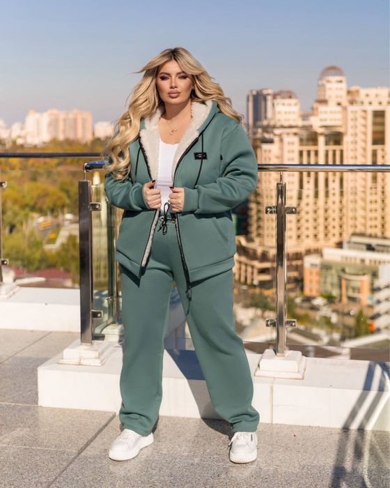 Мужской+Женский теплый костюм с мехом/Чоловічий+Жіночий костюм з хутро