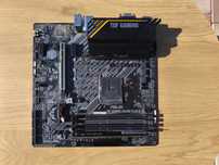 Продам материнскую плату  ASUS TUF GAMING A520M в хорошем состоянии