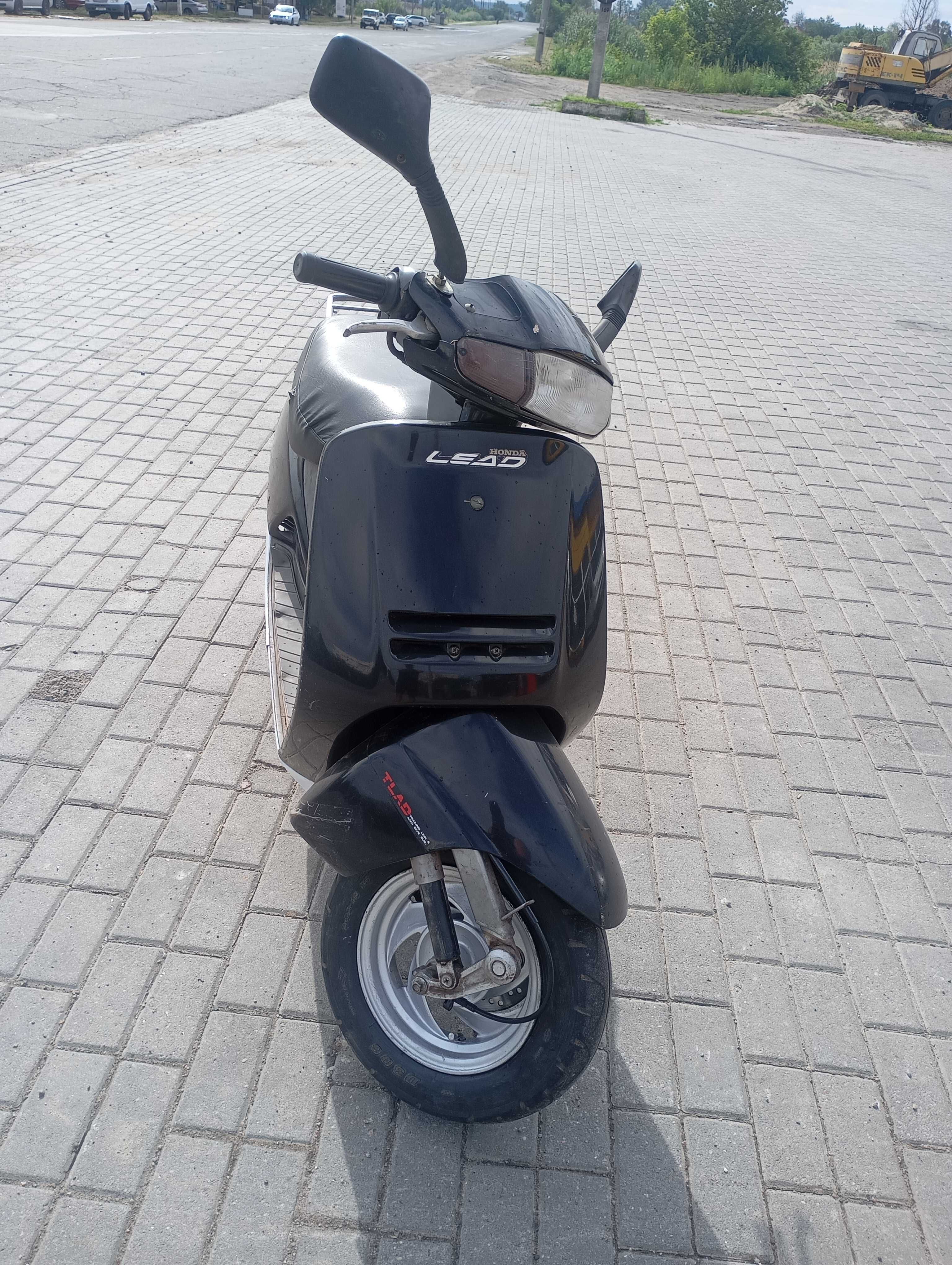 Продам honda lead в хорошем состоянии