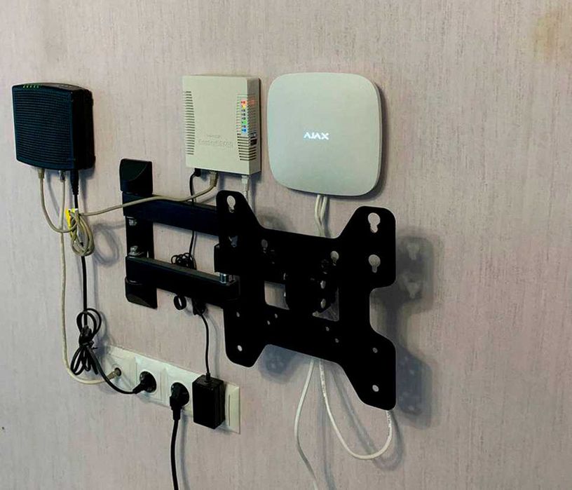 Бездротова сигналізація +Установка домофона в квартиру • Відео домофон