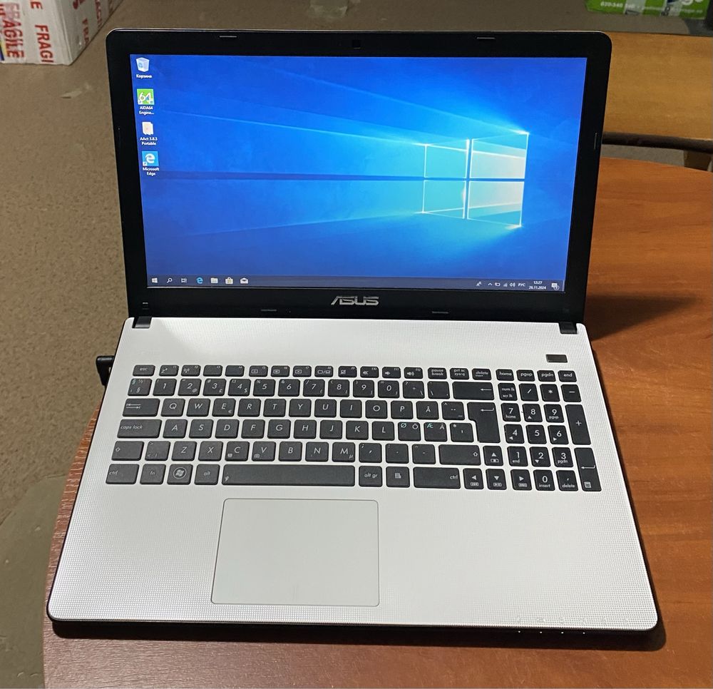 Ноутбук Asus F501A 15.6"/4GB RAM/720GB HDD! N2048