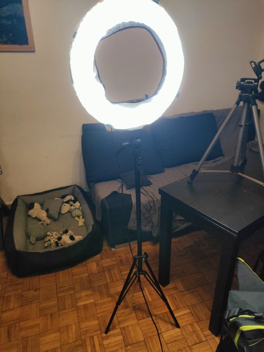 Lampa pierścieniowa + statyw i dodatkowy mały statyw