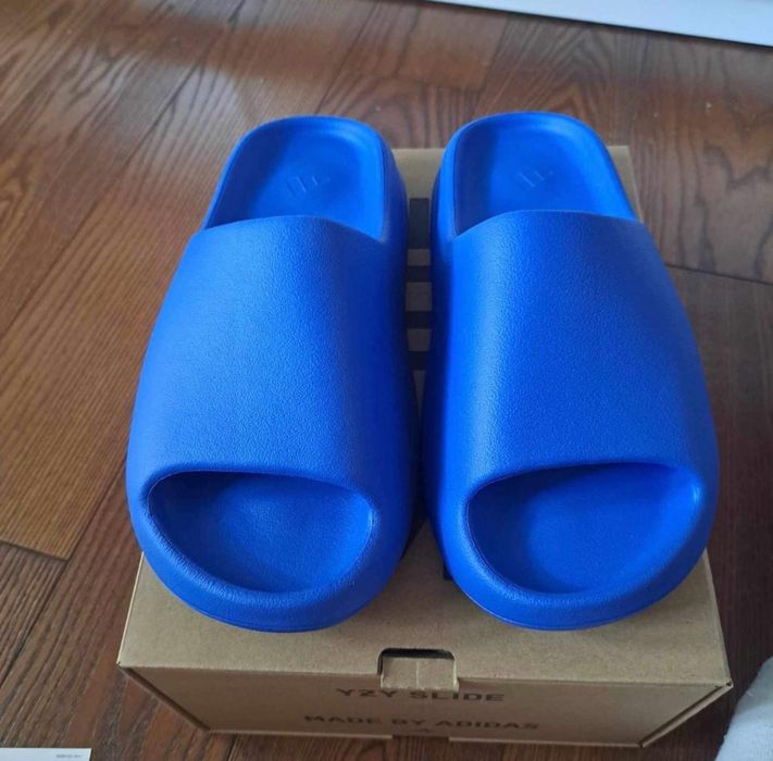 Yeezy Slide niebieskie rozmiar 42