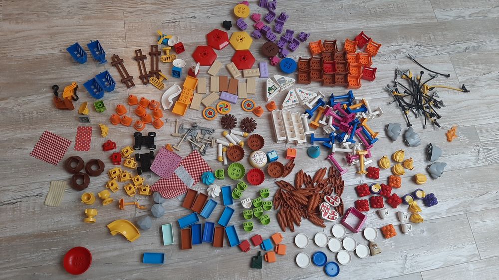 Każdy klocek 2,5 zł lego duplo