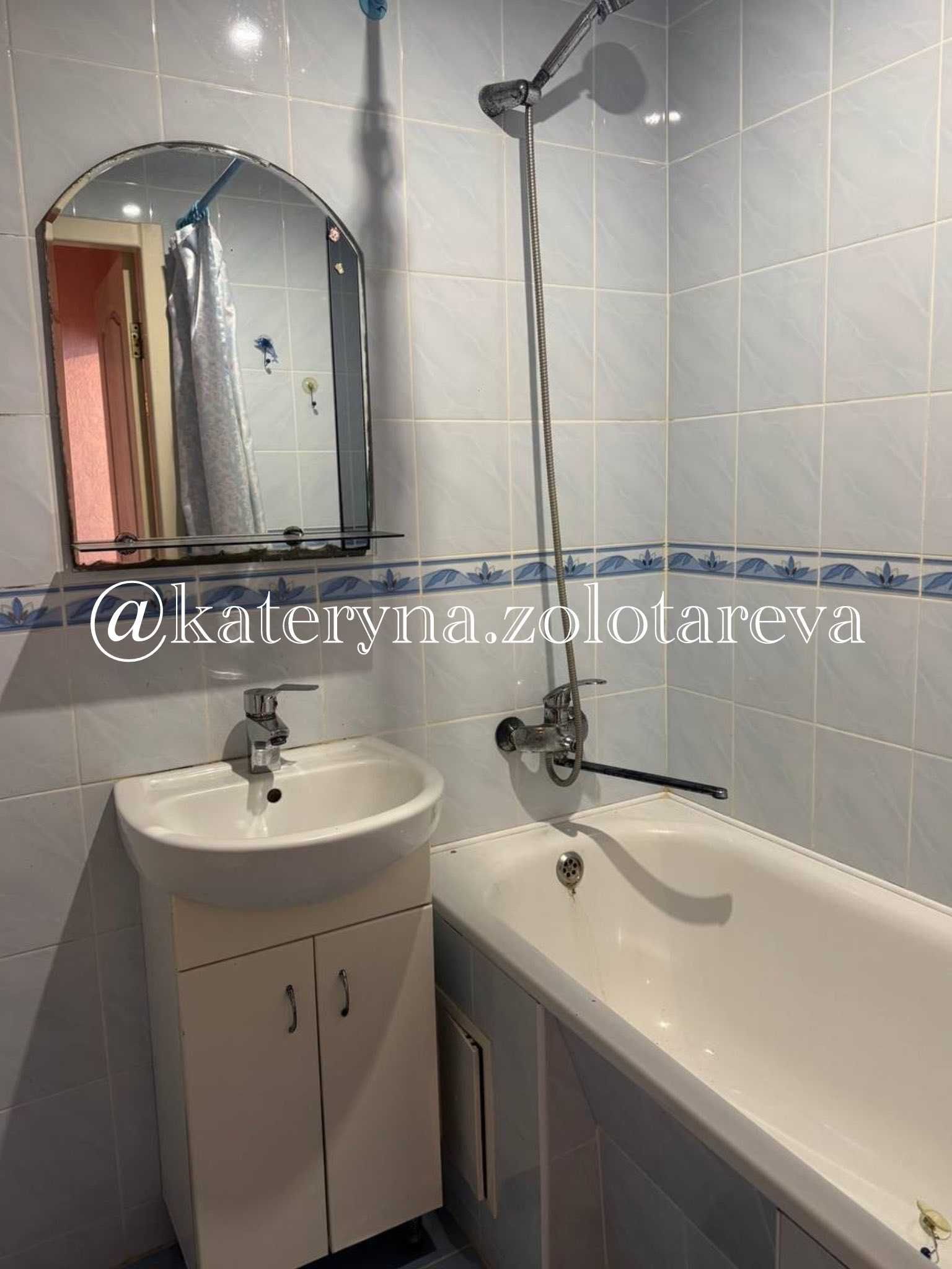 Продам 2 ком квартиру Алексеевка,пр Победы д76, Показ в любое время!