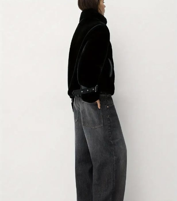 Укорочена еко-шуба з шкіряними деталями