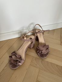 Heeled sandals / sandały na obcasie 39 size