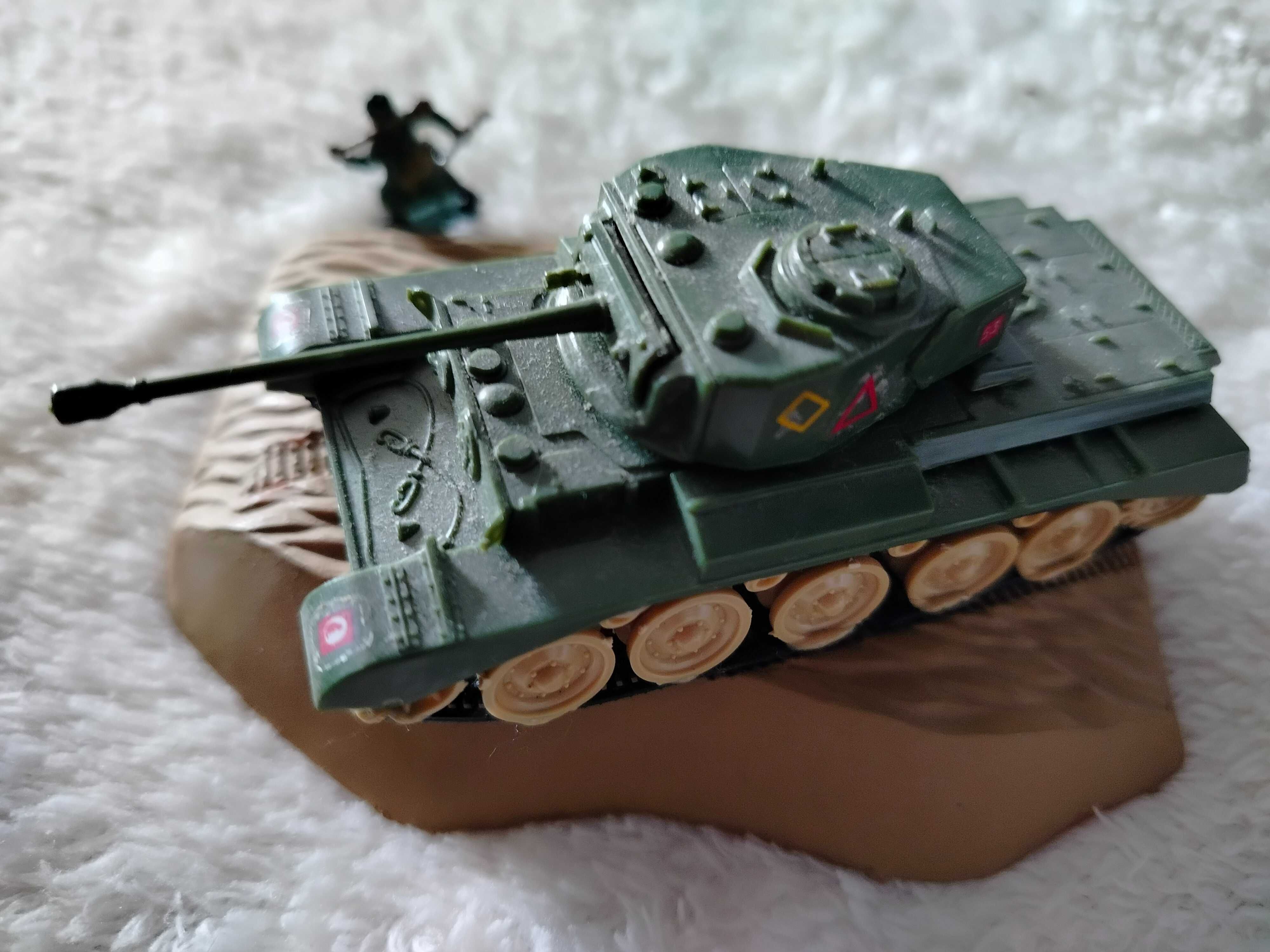 Model czołgu z PRL ok 10 cm