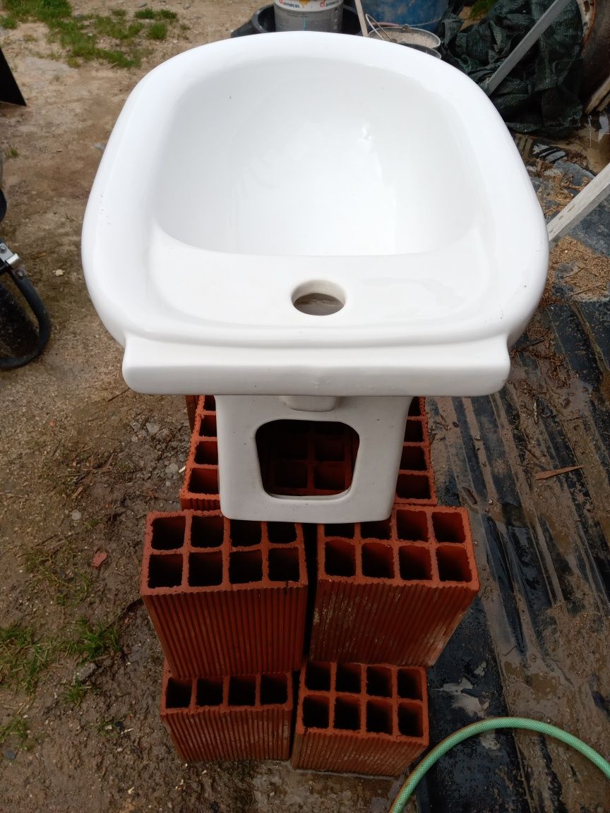 Vendo louça WC em bom estado