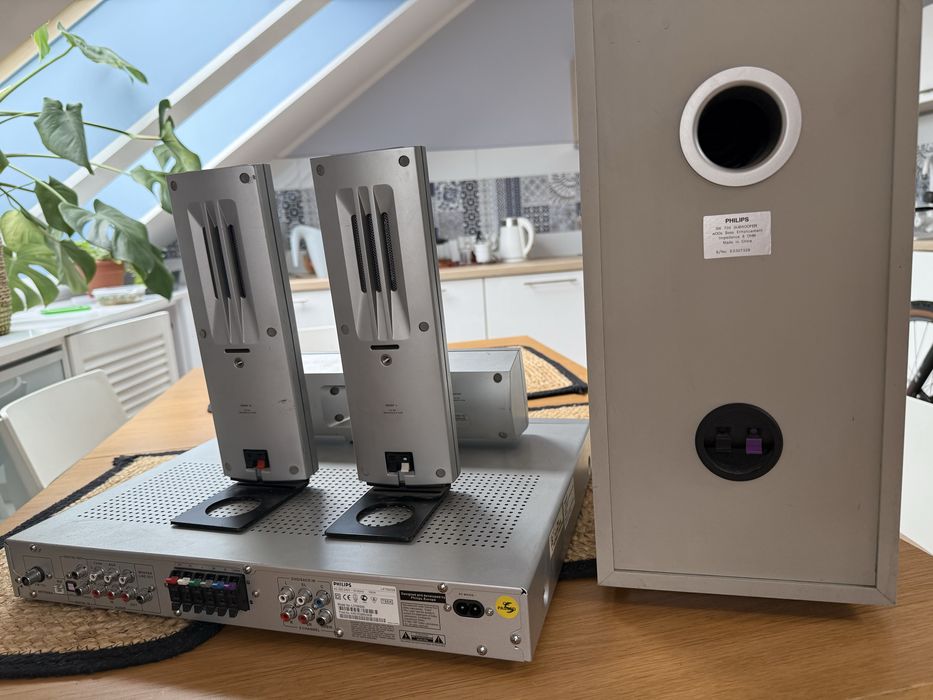 Kino domowe Philips LX700/22S 5.1 + DVD kolumny głośniki subwoofer