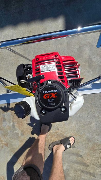 Listwa łata wibracyjna  spalinowa  BETON TROWEL BTS35H.1 NOWA Honda